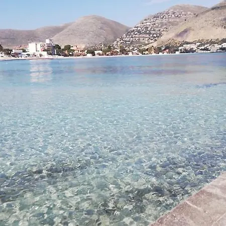 215 Addaura Luxury Hotel *