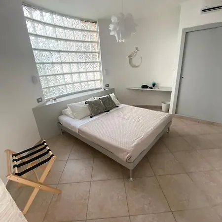 215 Addaura Luxury *